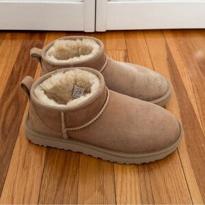 UGG Classic Ultra Mini - Sand